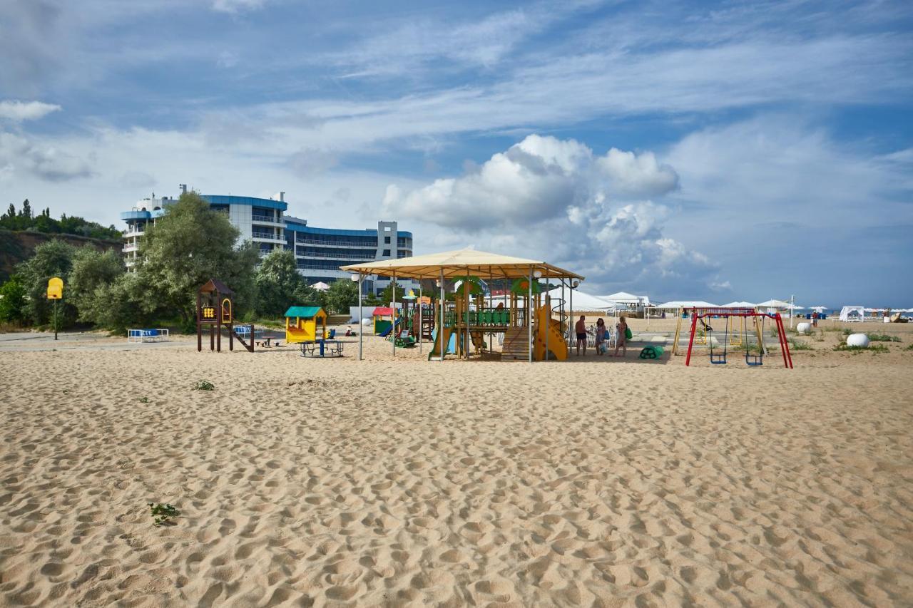 Bugaz Sea View Hotel Gribovka Exterior photo