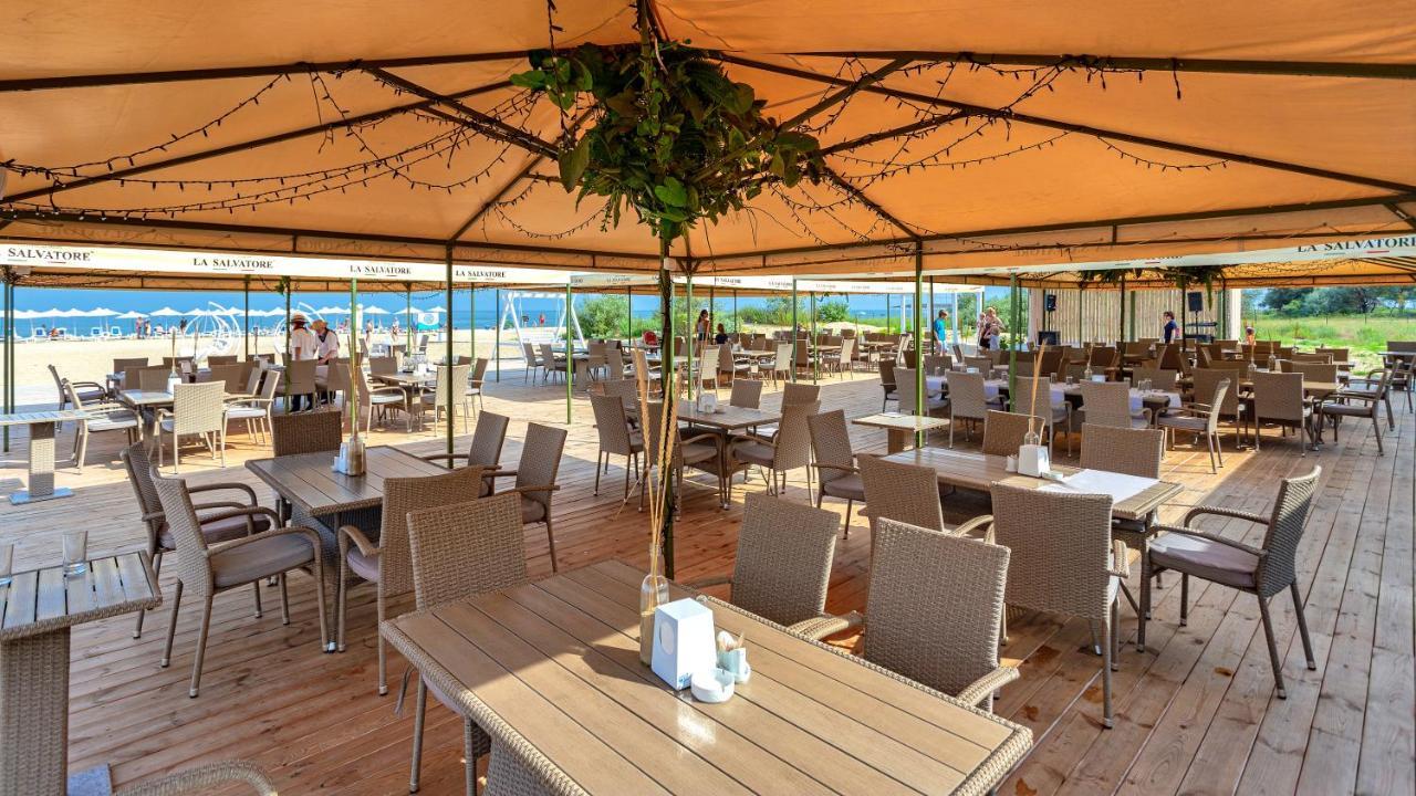 Bugaz Sea View Hotel Gribovka Exterior photo