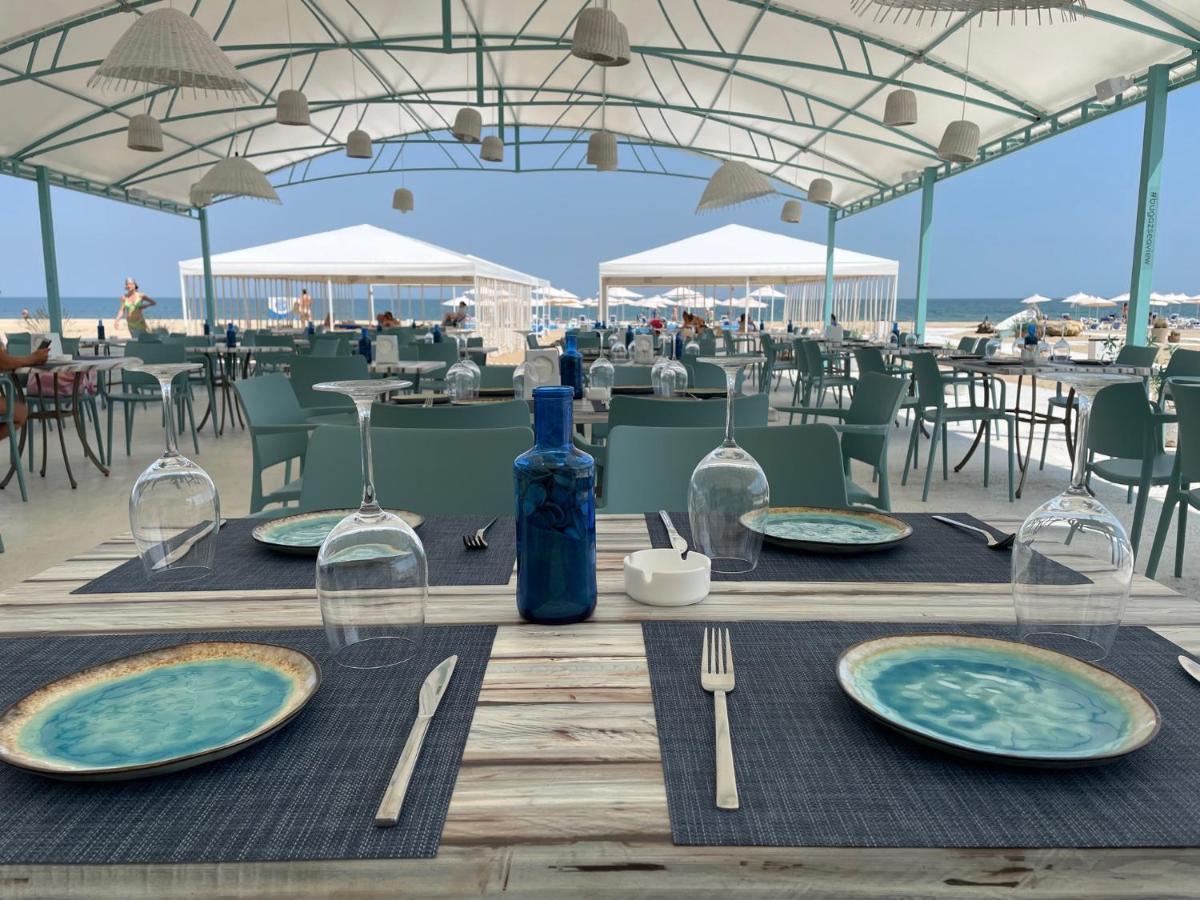 Bugaz Sea View Hotel Gribovka Exterior photo