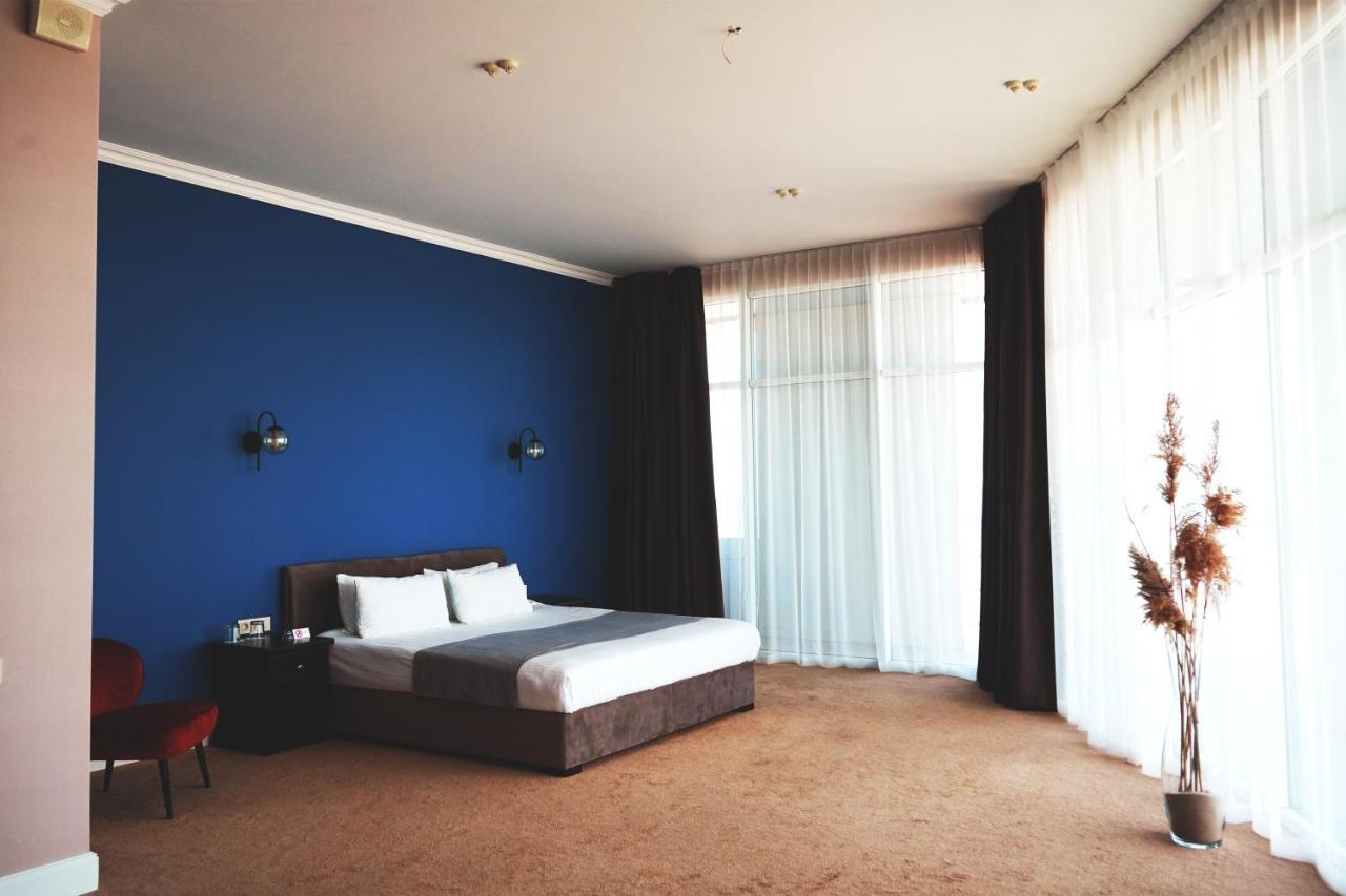 Bugaz Sea View Hotel Gribovka Exterior photo