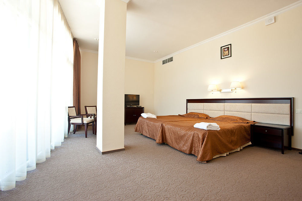 Bugaz Sea View Hotel Gribovka Exterior photo